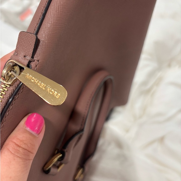 Michael Kors Handbag - Picture 12 of 16